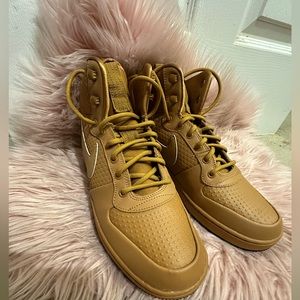 Nike Ebernon Mid Winter Peanut Butter Sneakers with Black sole